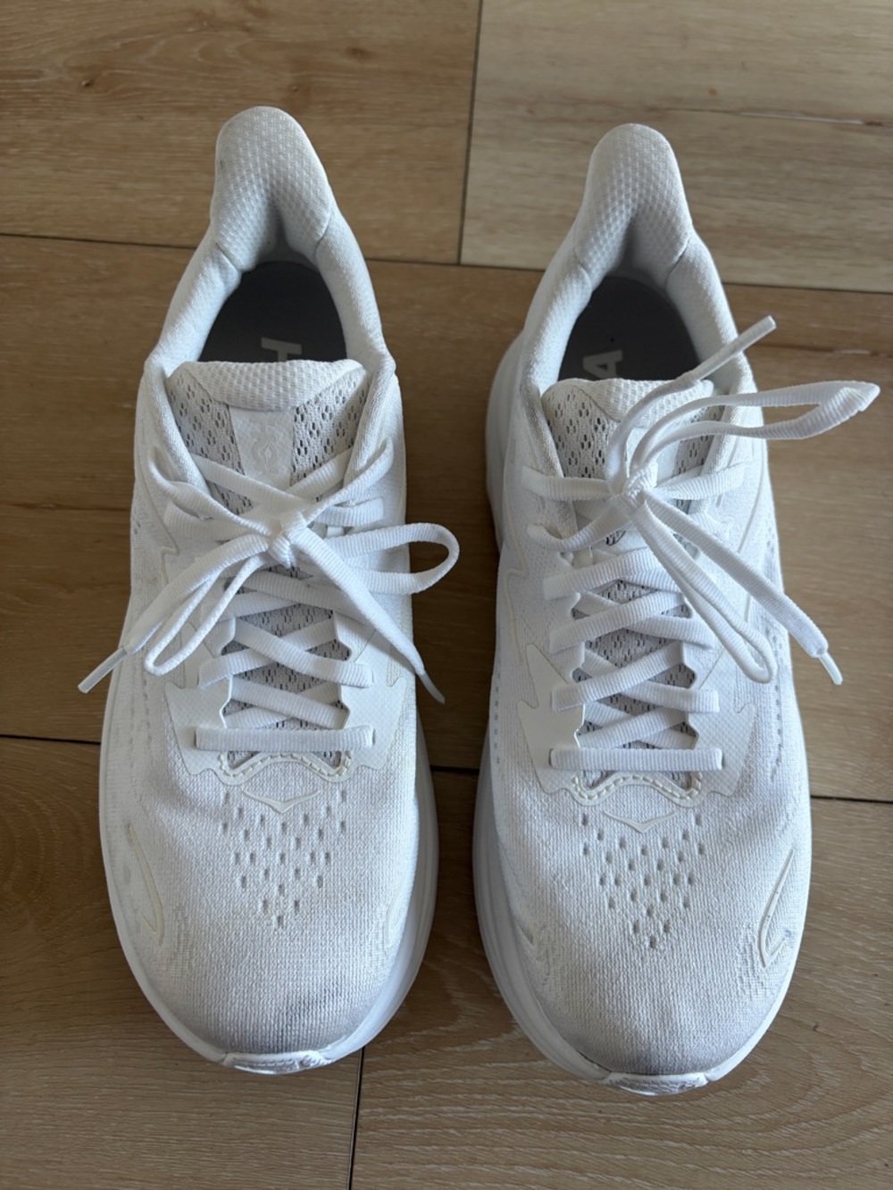 HOKA W Clifton 10 white shoes - Picture 6 of 10